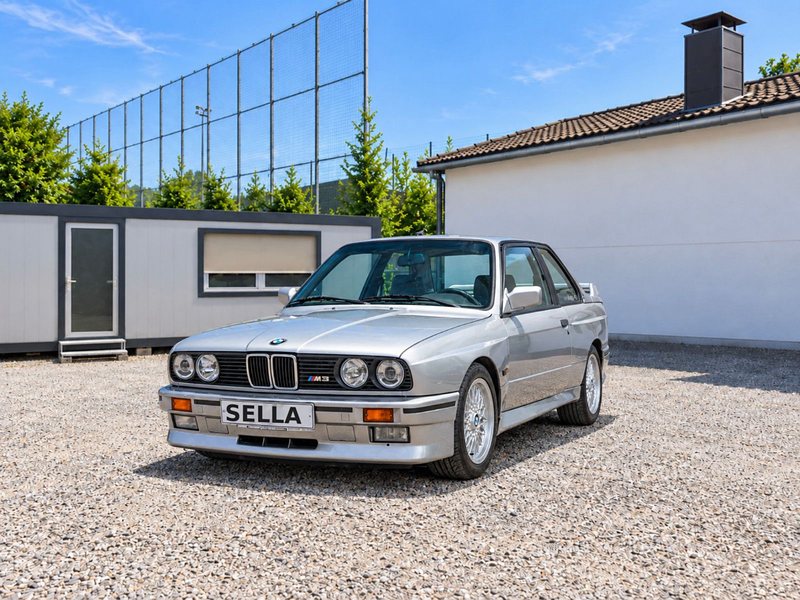 BMW M3 (E30)